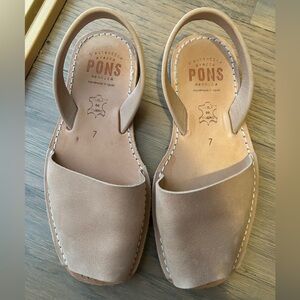 Pons Tan Leather Sandals